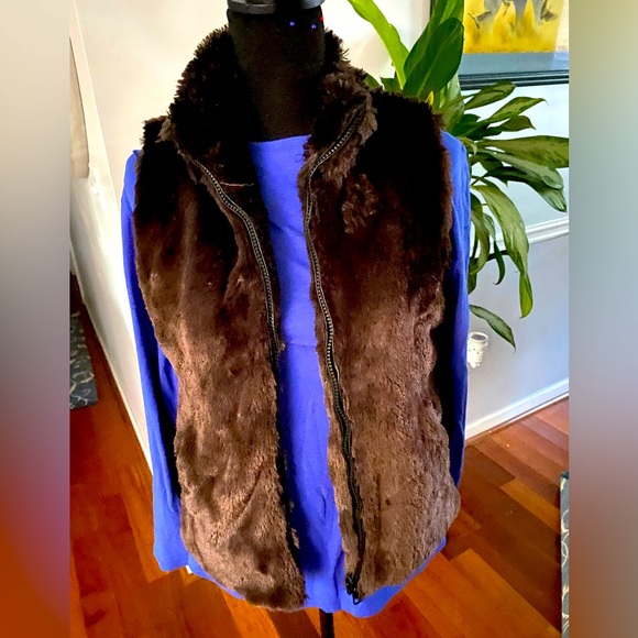 Mixit sable brown vest w/full zipper & fully lined (Shirt not incl) size medium - Picture 1 of 6